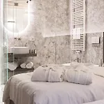 Reverie - Boutique Hotel 3*