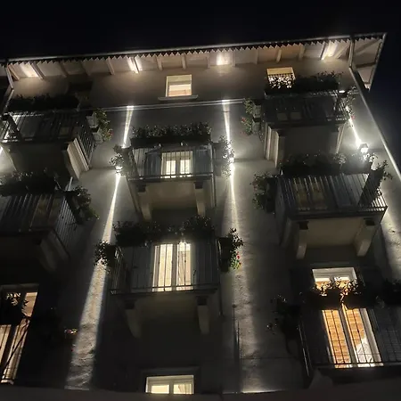 Reverie - Boutique 3*