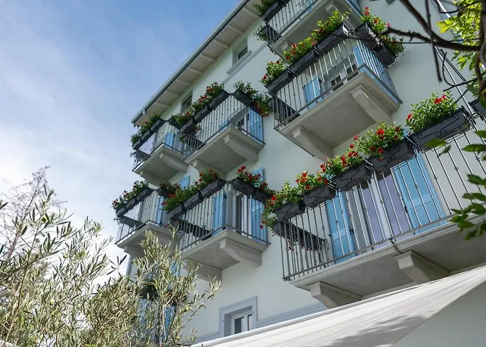 Reverie - Boutique 3* Bellano